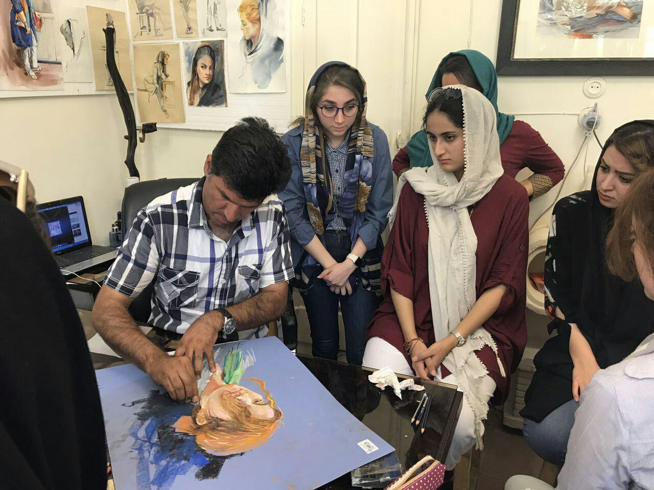 آموزشگاه هنرهای تجسمی خانه طراحی 