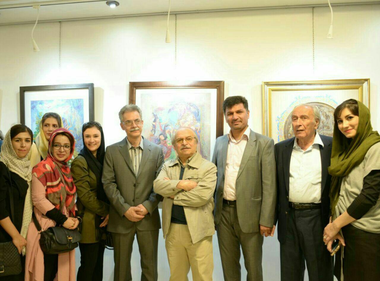 آموزشگاه هنرهای تجسمی نمایشگاه گروهی مینیاتور اصفهان 