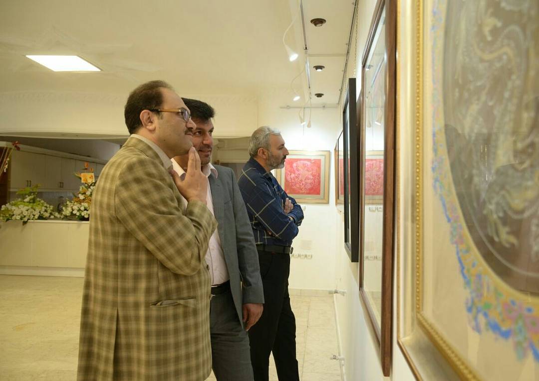 آموزشگاه هنرهای تجسمی برگزاری نمایشگاه نگارگری اصفهان بازدید رییس هنرهای تجسمی اداره فرهنگ و ارشاد اسلامی اصفهان جناب آقای بابایی