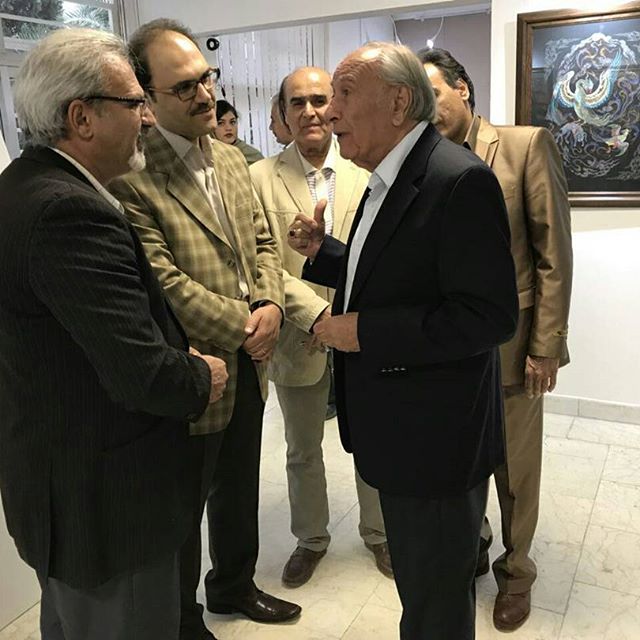 آموزشگاه هنرهای تجسمی برگزاری نمایشگاه نگارگری اصفهان استاد جزی زاده به همراه جمعی از هنرمندان اصفهان